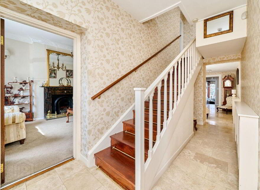 50 Jkl Street, Edenderry, R45Y638
