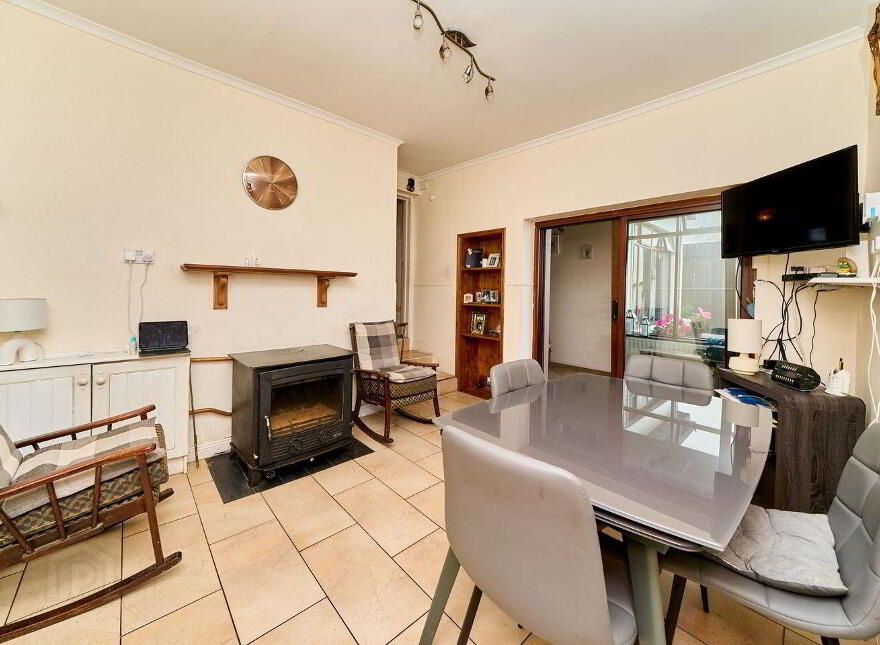 50 Jkl Street, Edenderry, R45Y638