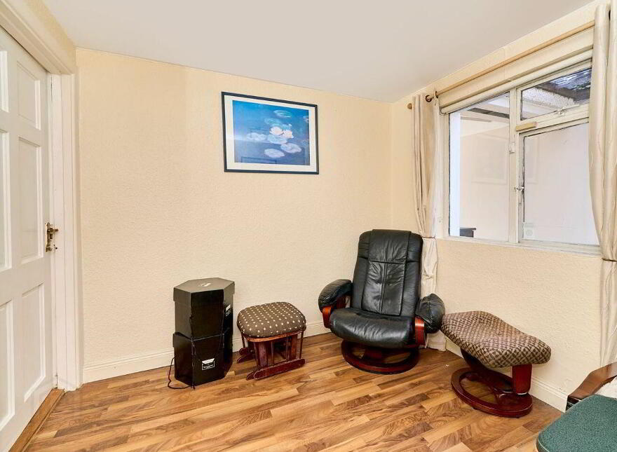 50 Jkl Street, Edenderry, R45Y638