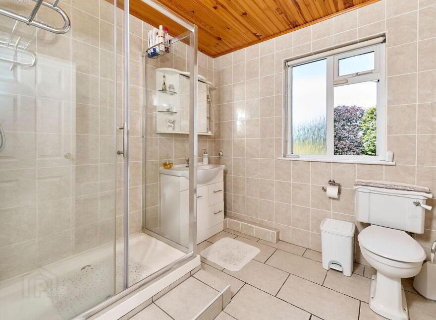 50 Jkl Street, Edenderry, R45Y638
