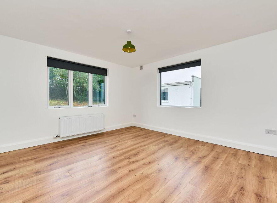 Screggan, Screggan, R35YE10
