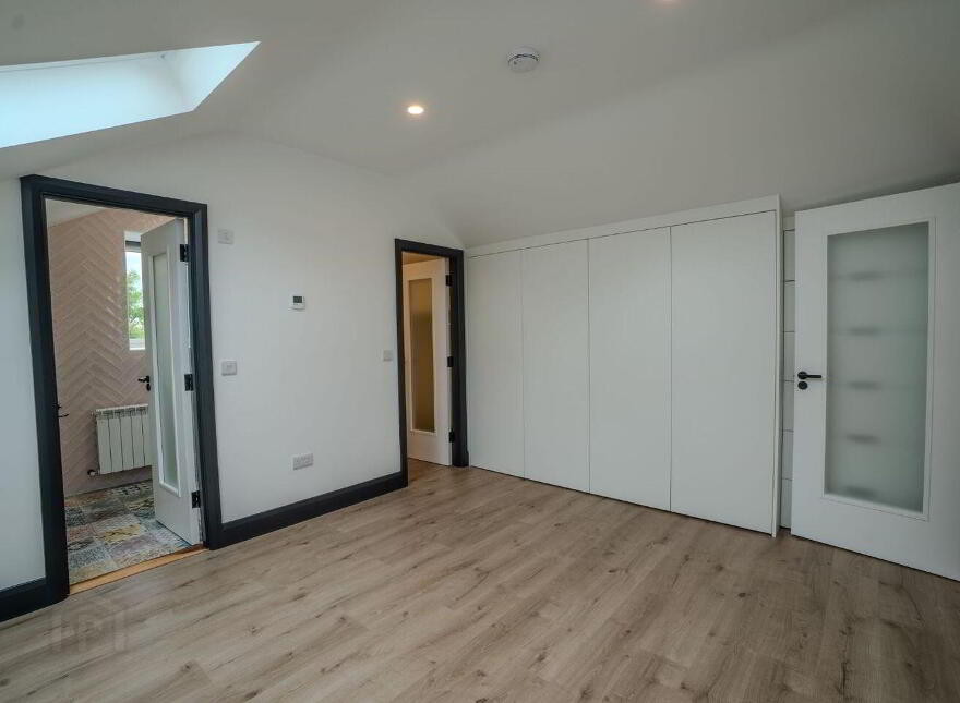 Railway House, Cloonrane, Ballindine, Milltown, F12A702