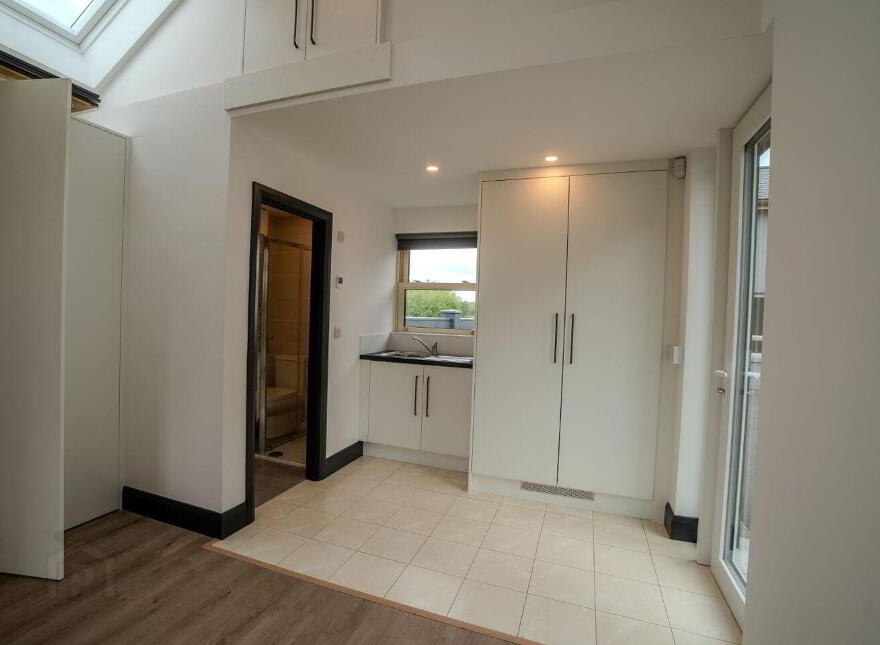 Railway House, Cloonrane, Ballindine, Milltown, F12A702
