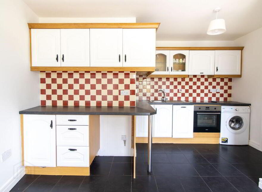 Apartment 6 Main Street, Shrule, H91N763