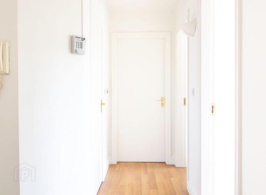 Apartment 6 Main Street, Shrule, H91N763