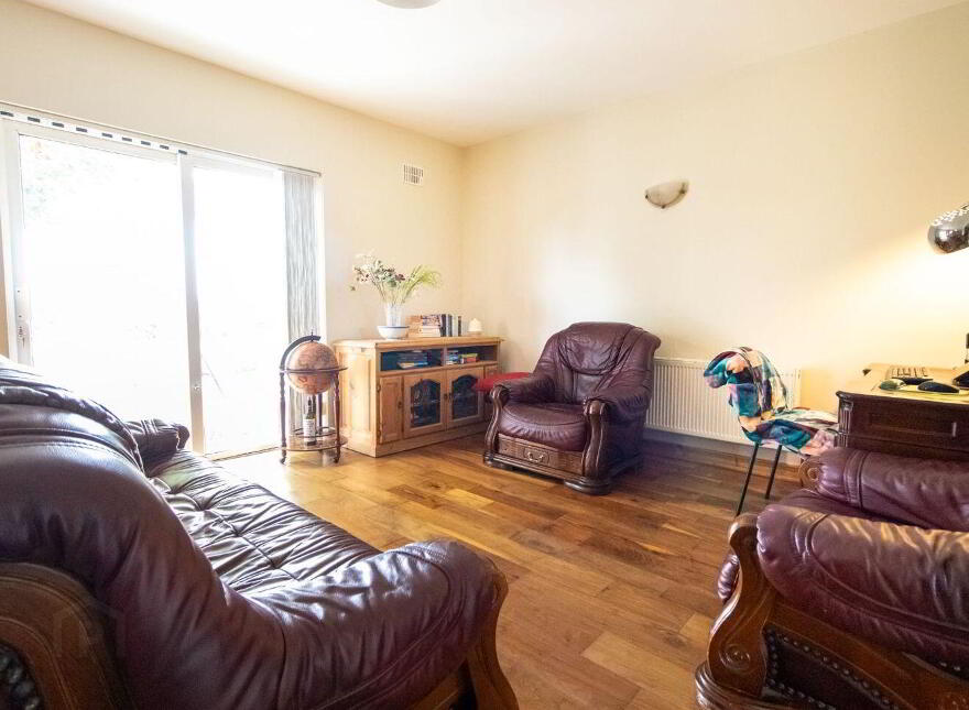 Mile Hill, Ballinrobe, Neale, F31K037
