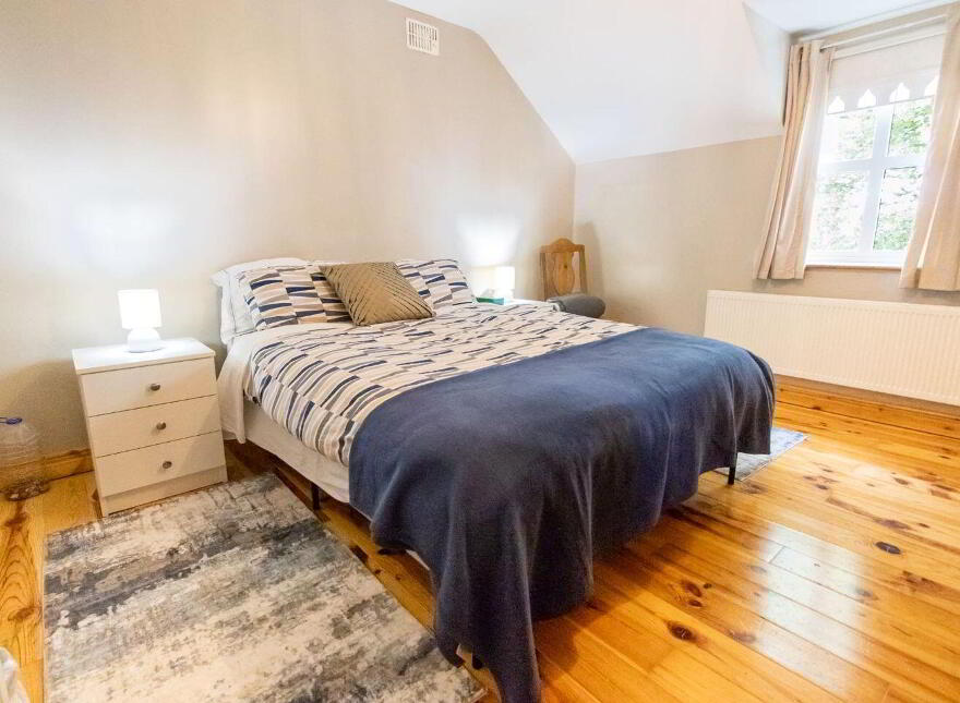 Mile Hill, Ballinrobe, Neale, F31K037