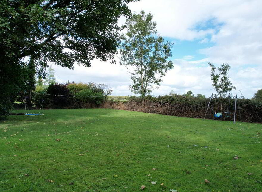 Mile Hill, Ballinrobe, Neale, F31K037