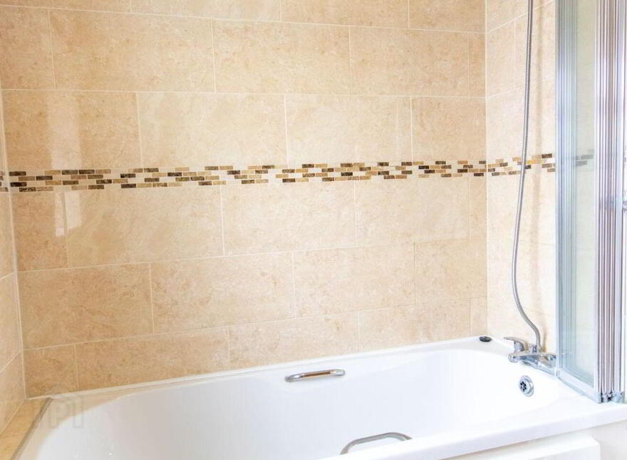 3a Gortnamona, Headford, H910F50