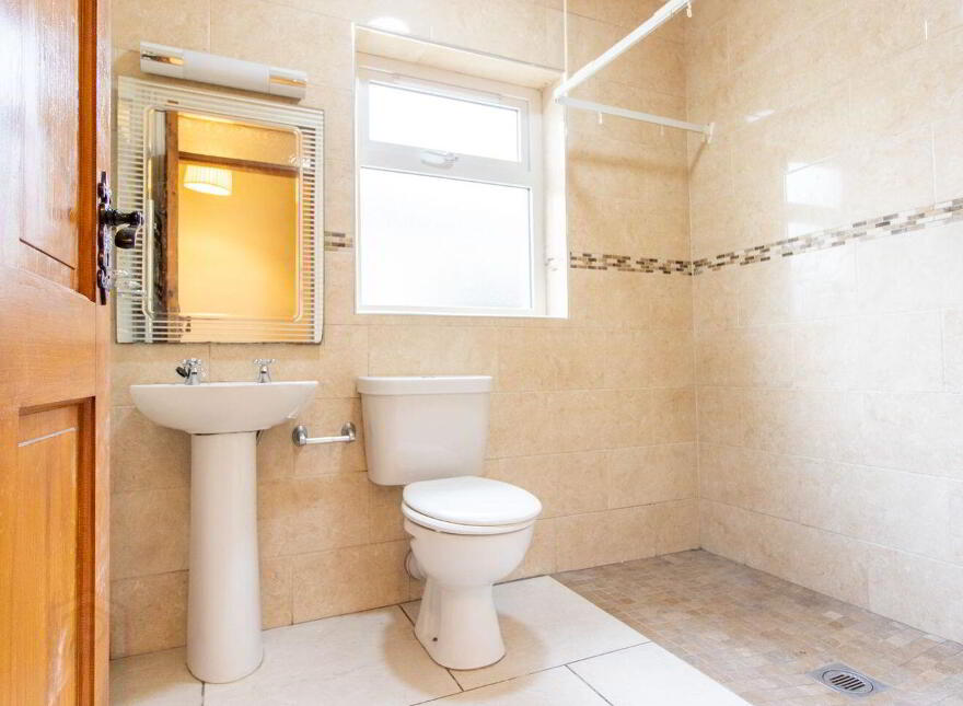 3a Gortnamona, Headford, H910F50