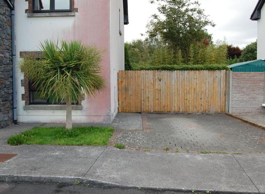 18 Liosán, Sheehan's Road, Newcastle West, V42W019