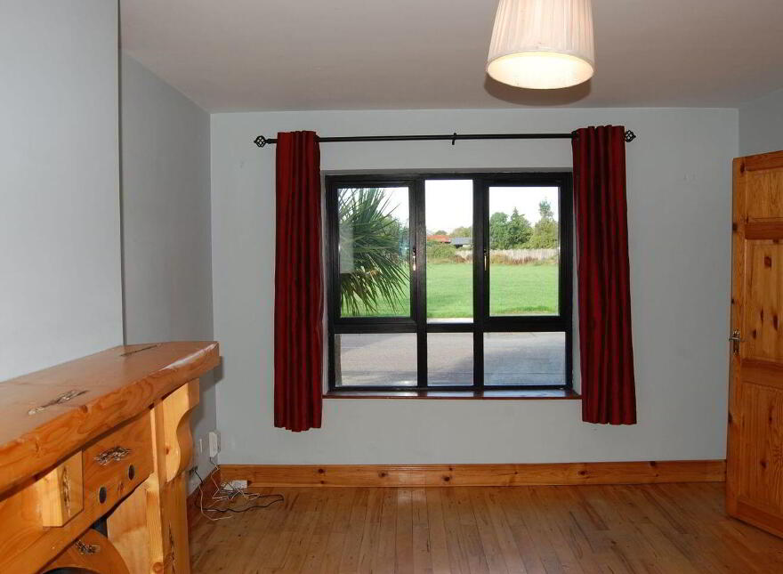 18 Liosán, Sheehan's Road, Newcastle West, V42W019