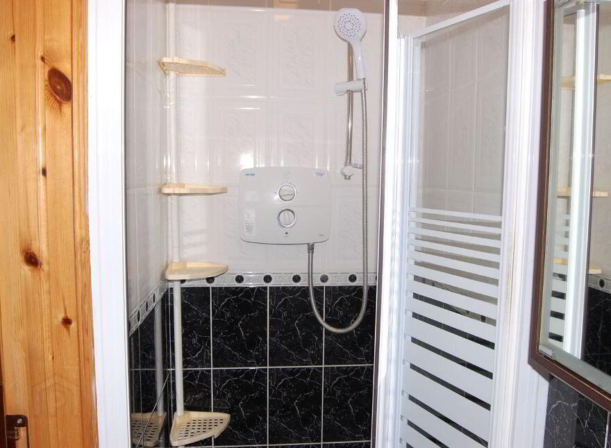 18 Liosán, Sheehan's Road, Newcastle West, V42W019