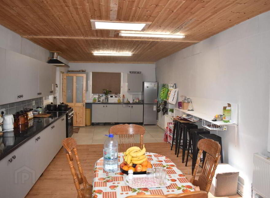 Scor Beg, Ballinameen, Boyle, F52HY27