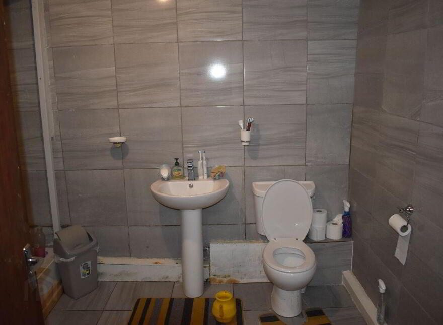 Scor Beg, Ballinameen, Boyle, F52HY27