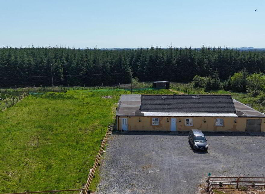 Scor Beg, Ballinameen, Boyle, F52HY27