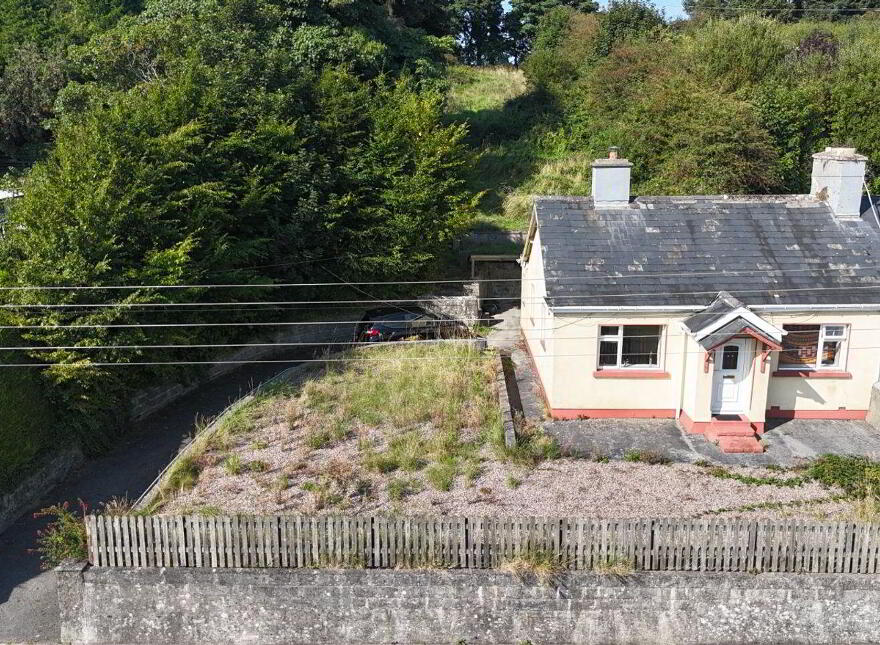 Mocmoyne Road, Boyle, F52E651