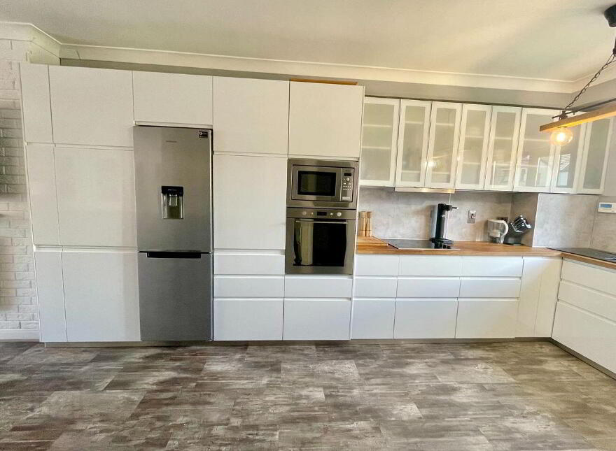 95 Cois Na Habhainn, Station Road, Moate, N37C659
