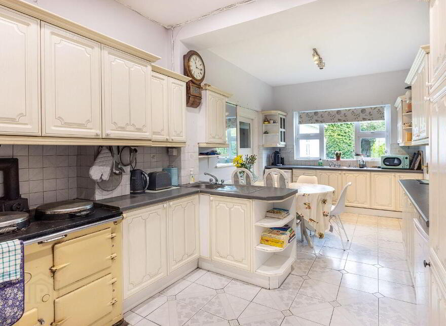 Clonsilla, Shelbourne Road, Ennis Road, V94X6RE