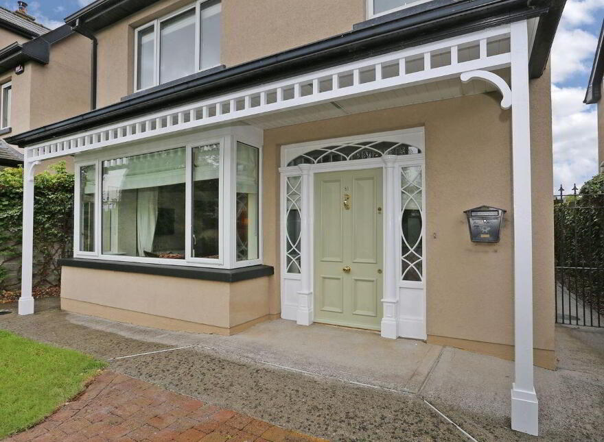 81 Cois Sruthain, Croom, V35NN63