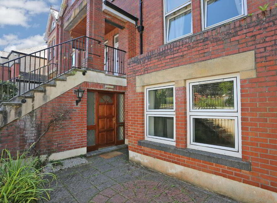 Apartment 2 Ardara Court, Ennis Road, V94PY28