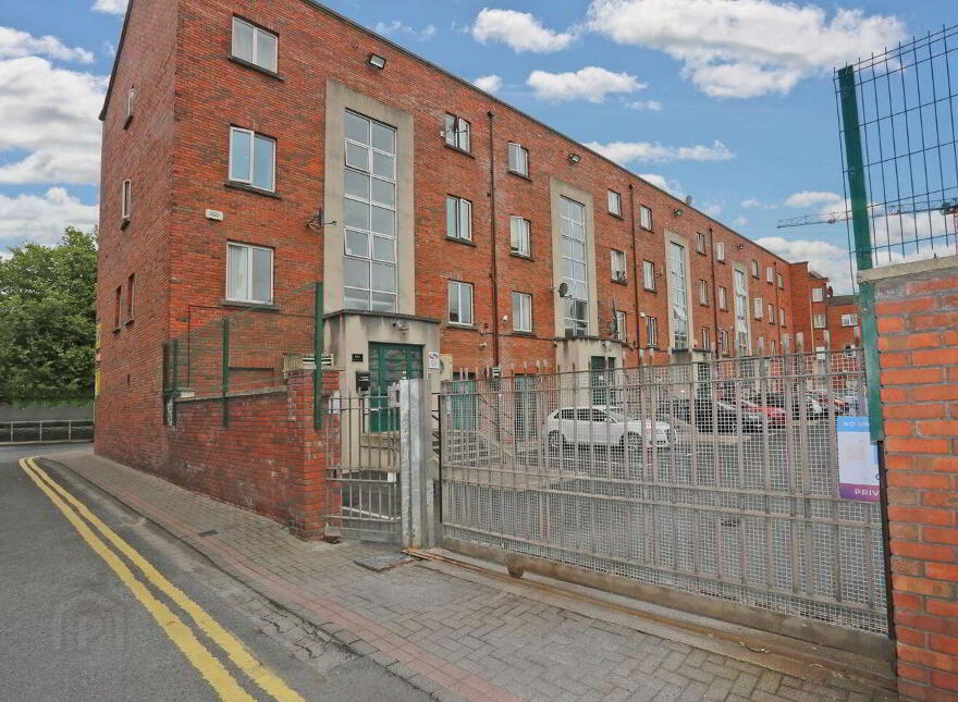 Apartment 1 Watergate House Charlotte Quay, Limerick City Centre, V94PY19