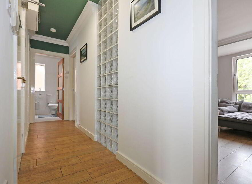 Apartment 1 Watergate House Charlotte Quay, Limerick City Centre, V94PY19