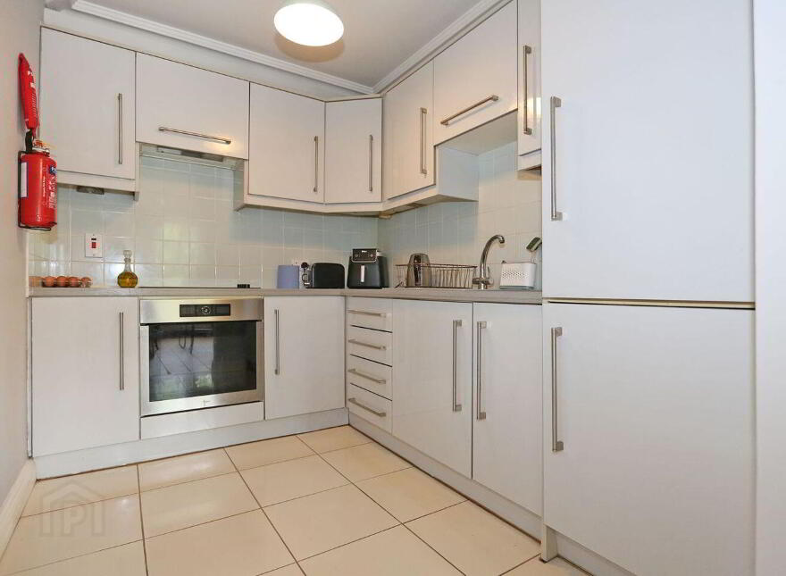 Apartment 1 Watergate House Charlotte Quay, Limerick City Centre, V94PY19