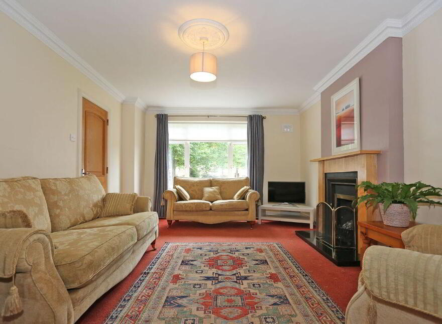 26 The Crescent, Kilteragh, Dooradoyle, V94EPA9