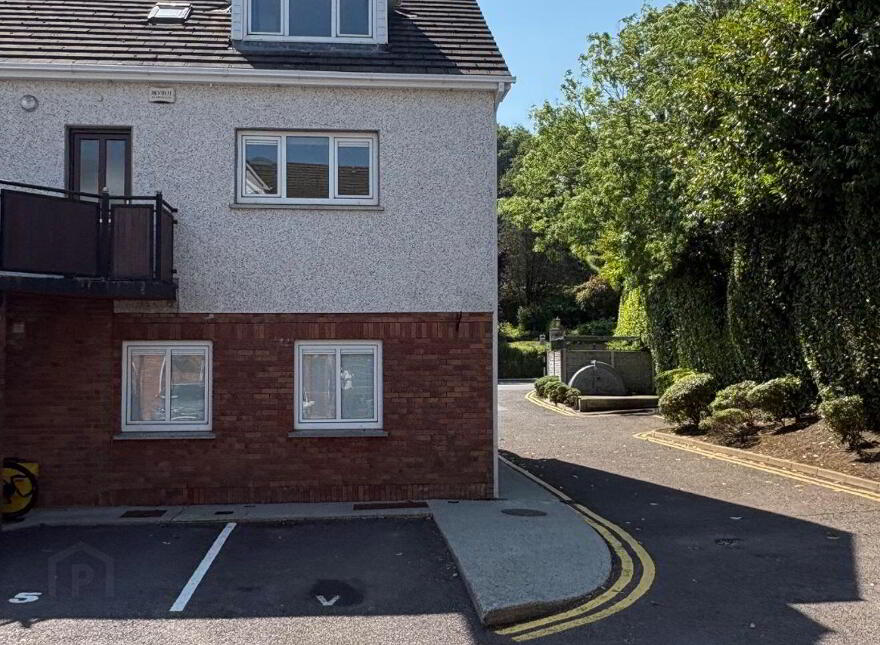 5 The Cloisters, Church Road, Douglas, T12YD93