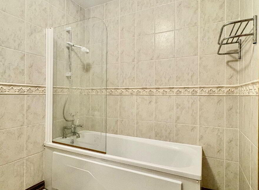90 Welwyn Road, Maryborough Woods, Douglas, T12E0H4