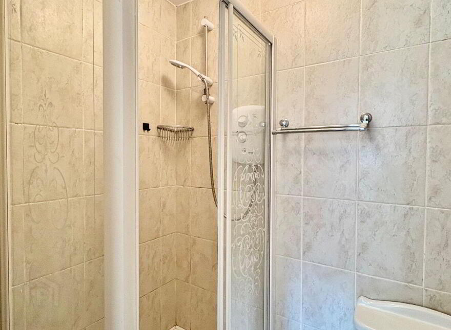 90 Welwyn Road, Maryborough Woods, Douglas, T12E0H4