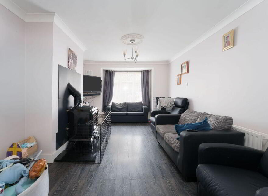 12 Hillview, Rhode, R35HX46