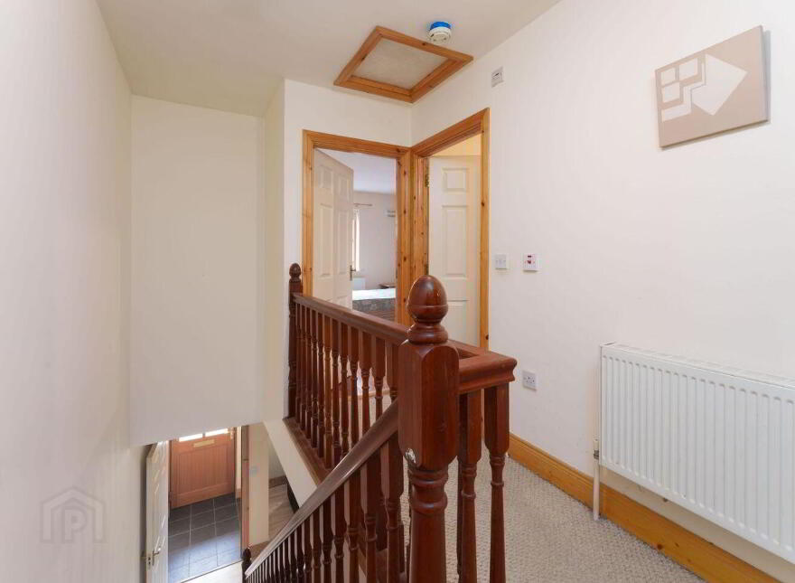 4 Brosna Court, Frederick Street, Clara, R35N276