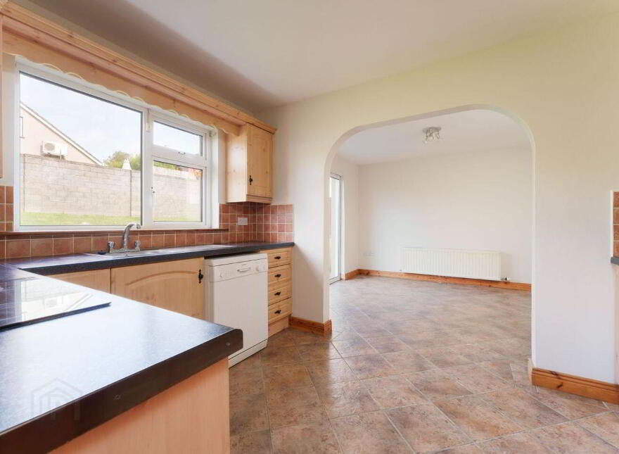 22 Priory Lawns, Rhode, R35YK58