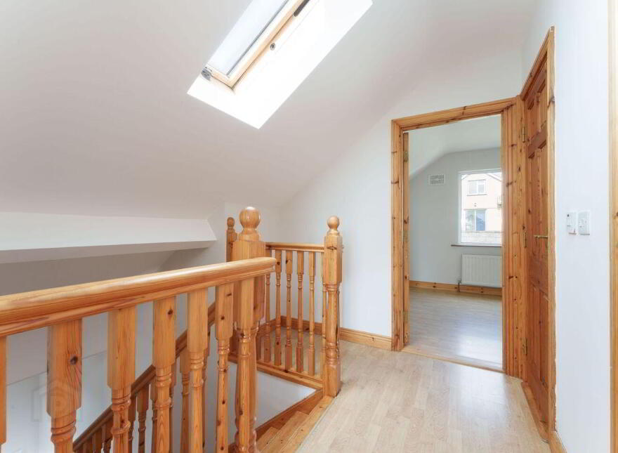 22 Priory Lawns, Rhode, R35YK58