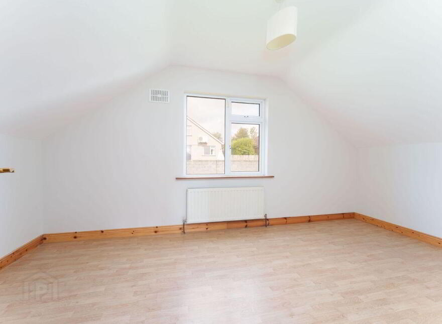 22 Priory Lawns, Rhode, R35YK58