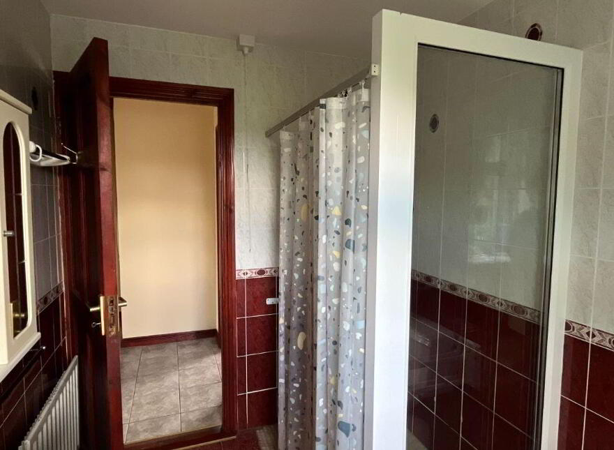Main Street, Drumkeeran, N41T2P6
