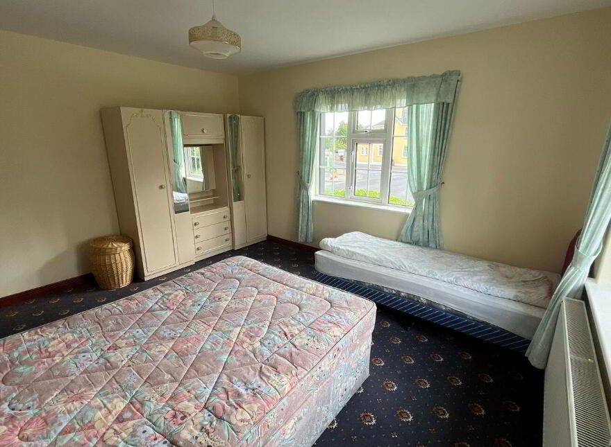 Main Street, Drumkeeran, N41T2P6