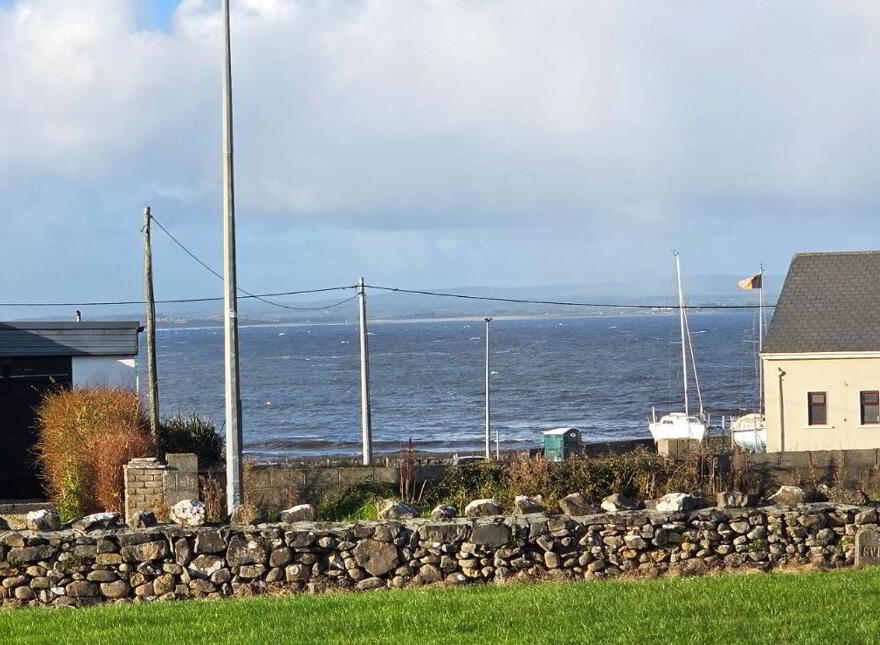3 Carrowhubbock Village, Inniscrone, Enniscrone, F26RW92 photo