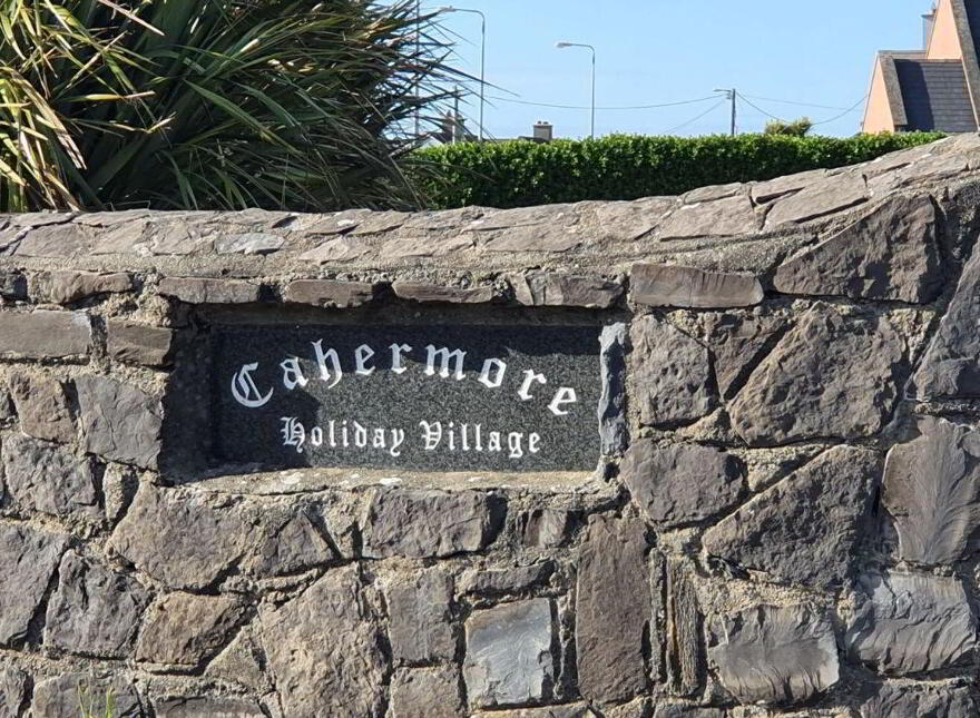 C19 Cahermore Holiday Village, Enniscrone, F26RC92