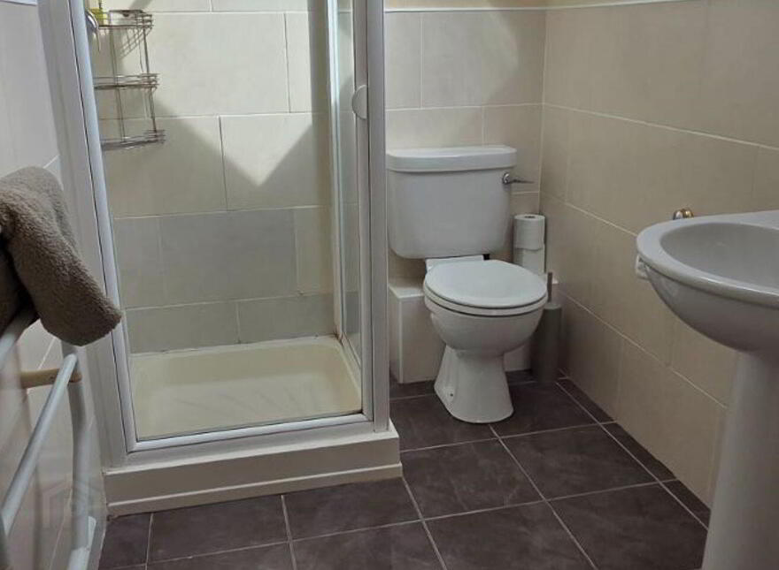 C19 Cahermore Holiday Village, Enniscrone, F26RC92