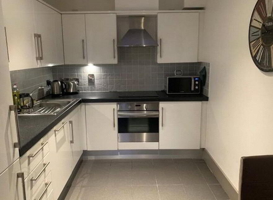 Apt 11, 37/38 Capel Street, Ballynadrumny, Dublin 1, D01F9W6