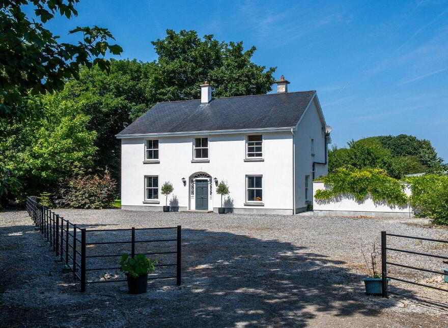 Sandybay House, Creaghduff, Coosan, Athlone, N37A0H2