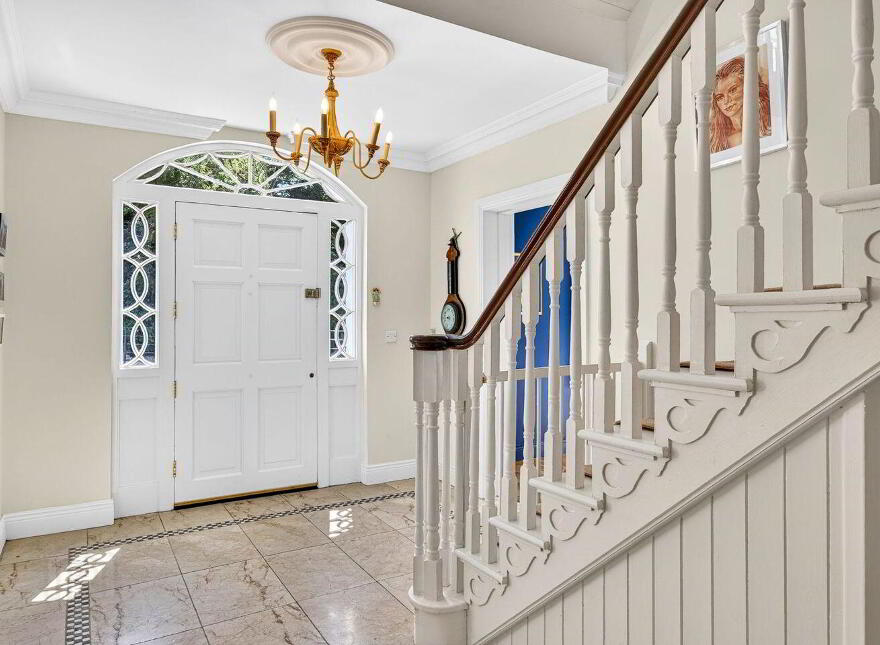 Sandybay House, Creaghduff, Coosan, Athlone, N37A0H2
