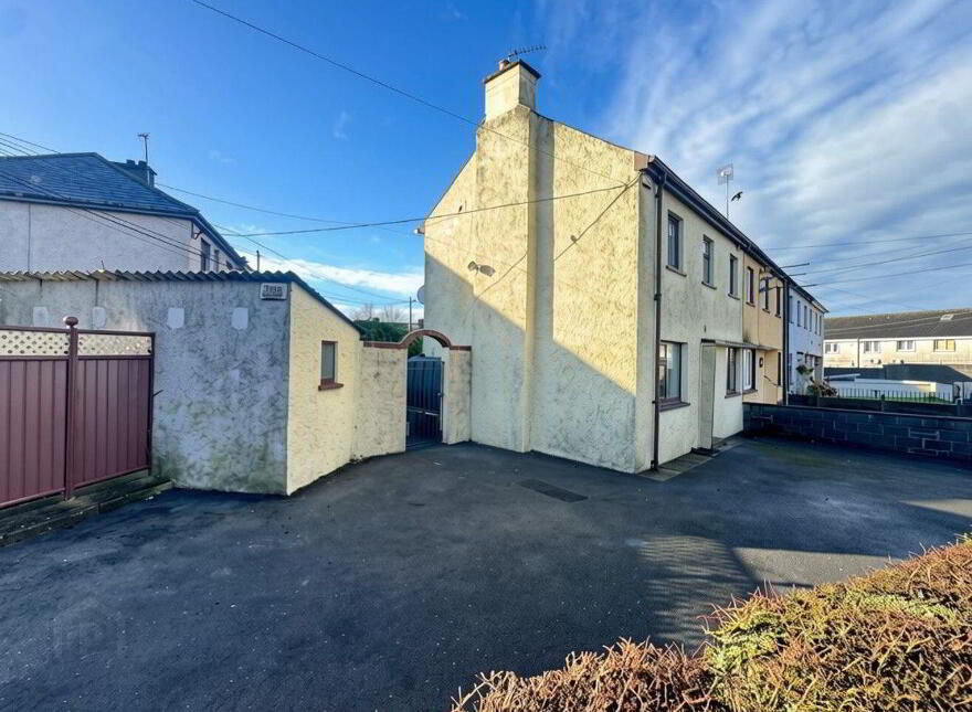 30 Saint Joseph's Villas, Athlone, N37E7K8