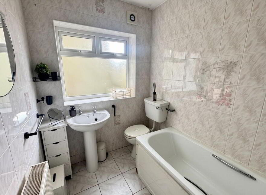 15 Saint Asicus Villas, Athlone, N37D2F1