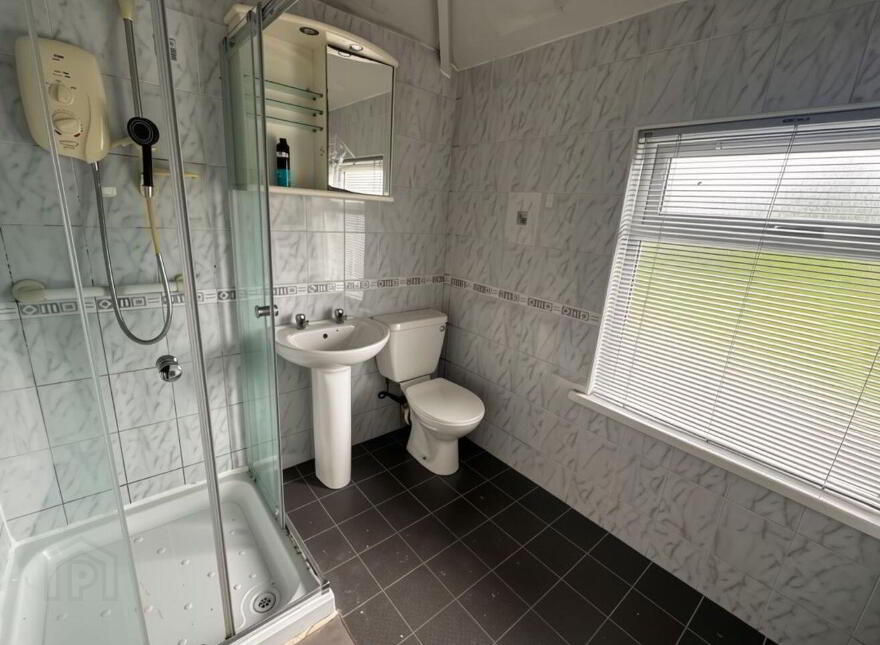 17 Saint Paul's Terrace, Athlone, N37V4A4