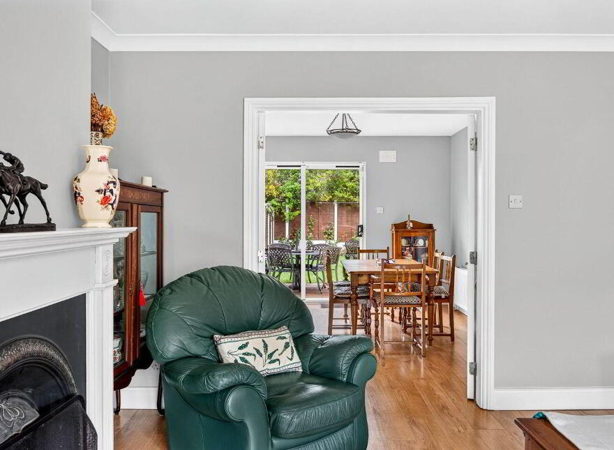 4 Woodville Court, Woodville Grange, Athlone, N37FY52