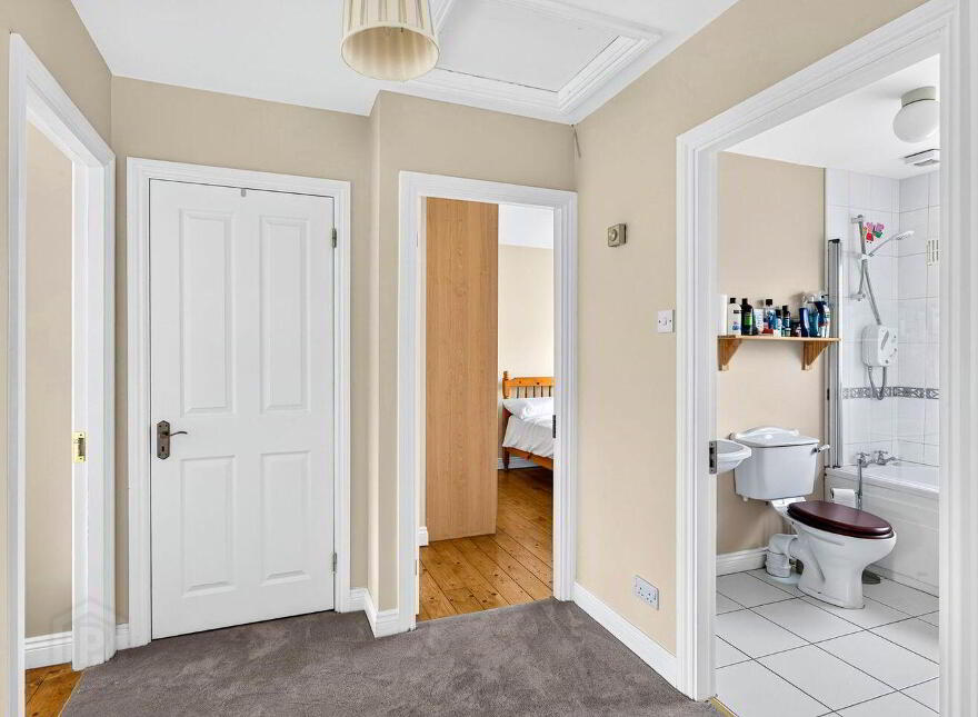 4 Woodville Court, Woodville Grange, Athlone, N37FY52